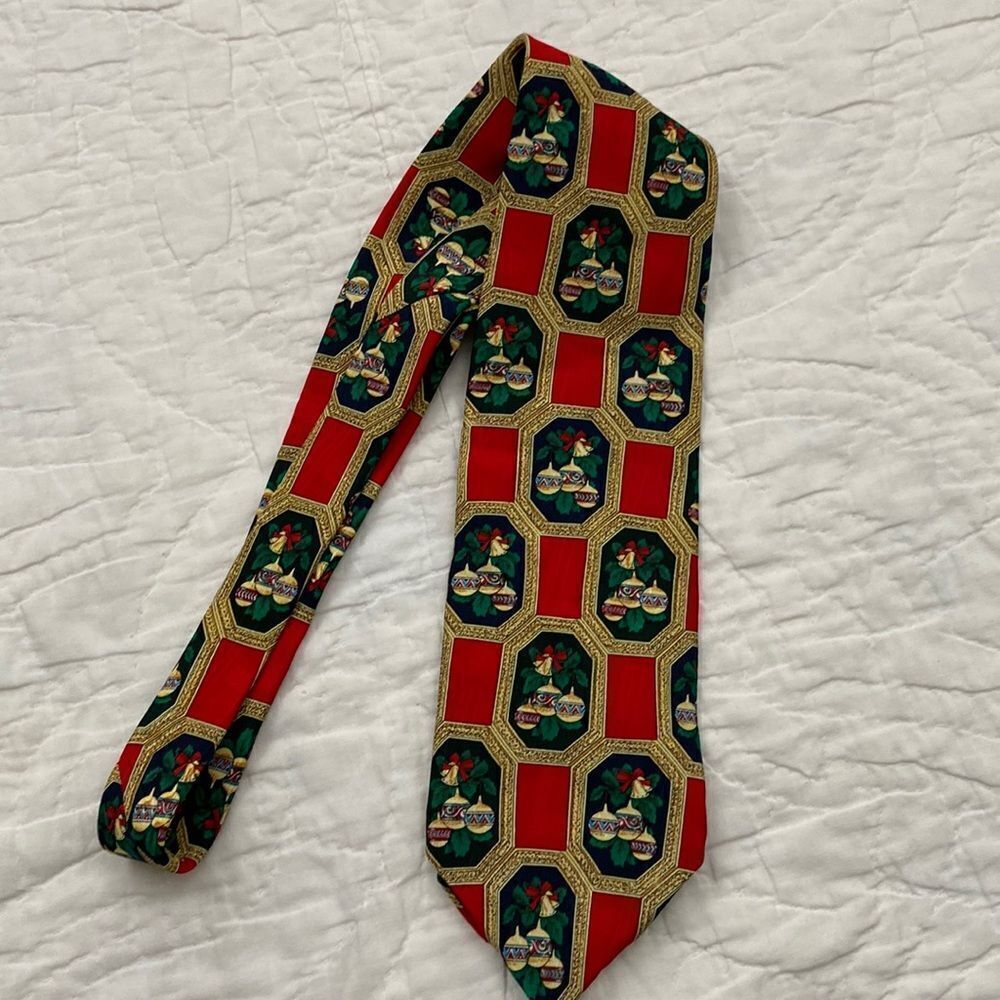 Vintage Hallmark 1996 Silk Christmas Tie